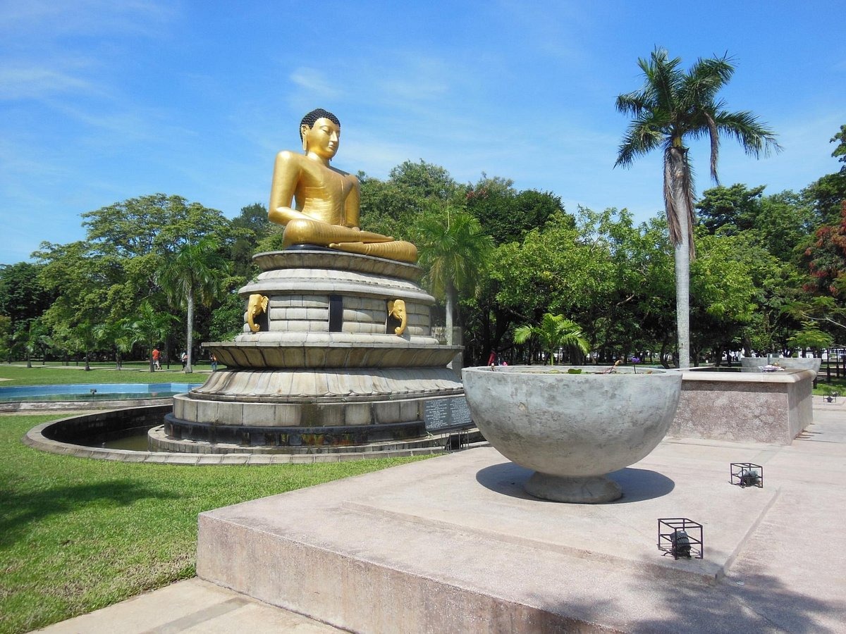 viharamahadevi-park.jpeg