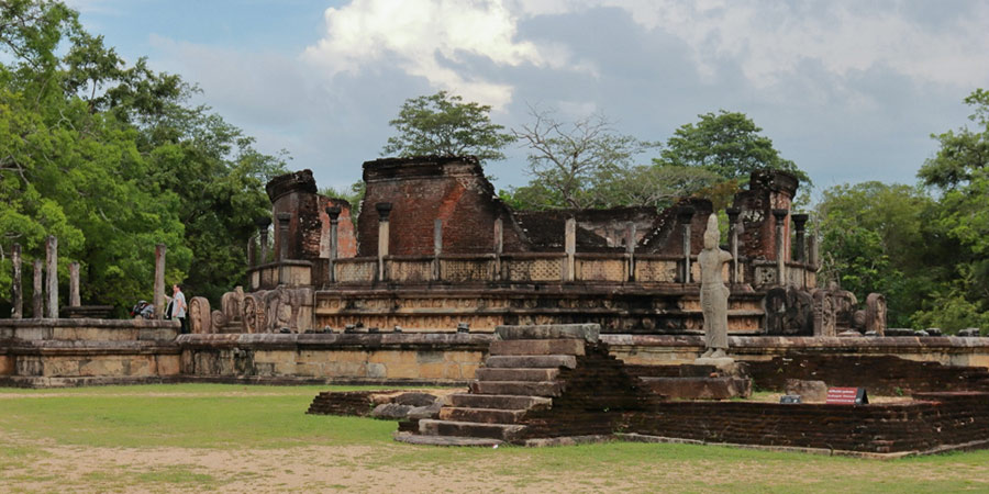 How Much Is a Visitor Visa To Sri Lanka
