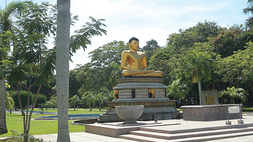Viharamahadevi (Victoria) Park
