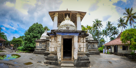 Gadaladeniya Temple