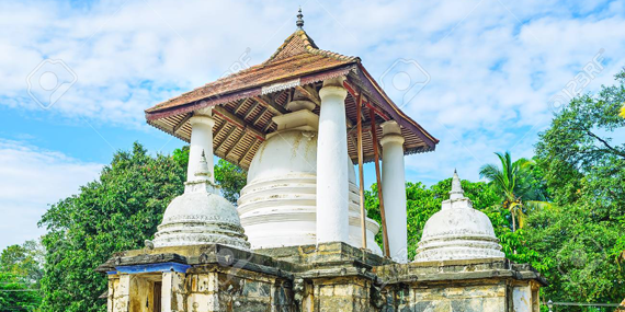 Gadaladeniya Temple