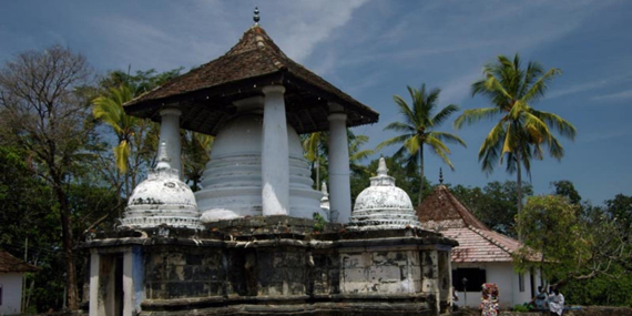 Gadaladeniya Temple