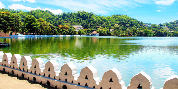 Kandy Lake