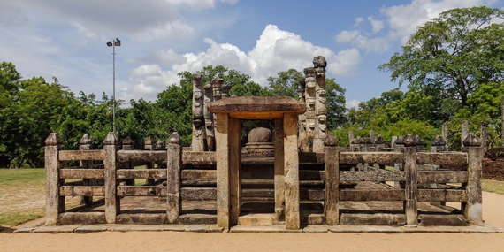 Nissanka Latha Mandapaya 