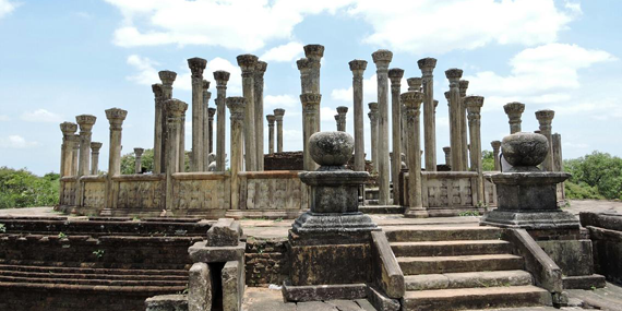 Medirigiriya Circular Relics Chamber  