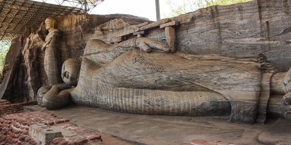 Gal Viharaya – Rock Temple