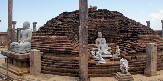 Girihandu Stupa