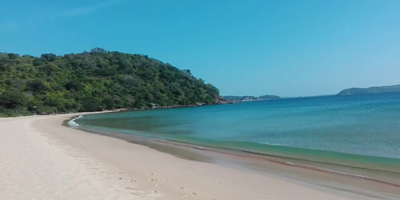 Kinniya Beach
