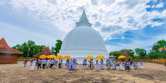 Seruwila Buddhist Temple